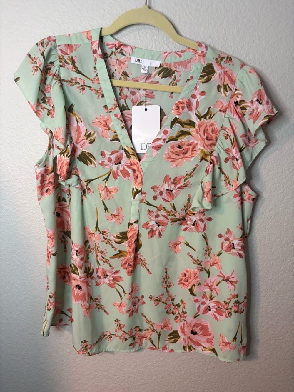 DR2 Mint Green Floral Button V-Neck Blouse with Ruffle Sleeves